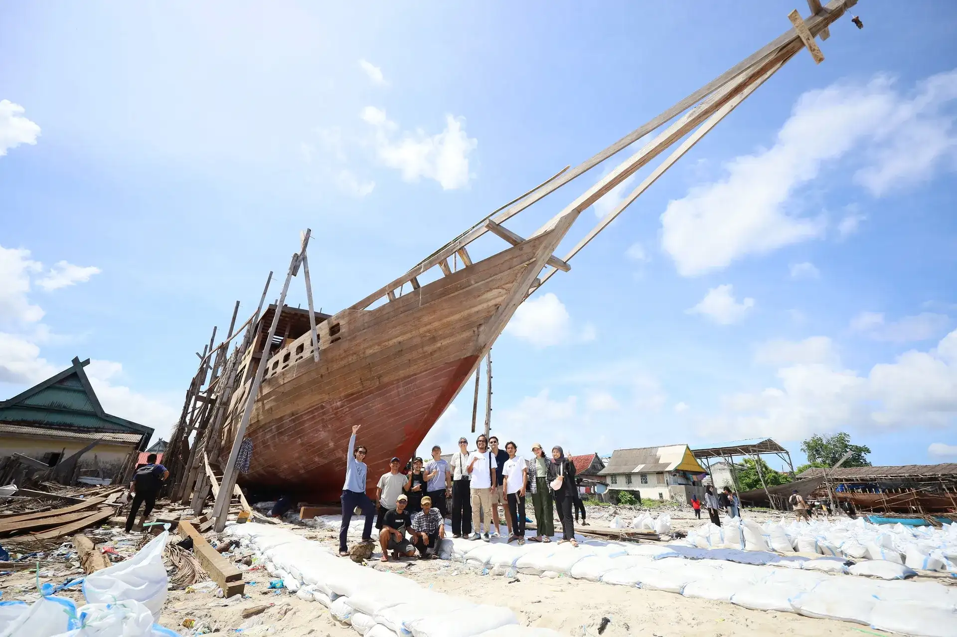 Exploring the History of the Phinisi Boat and Its Cultural Legacy